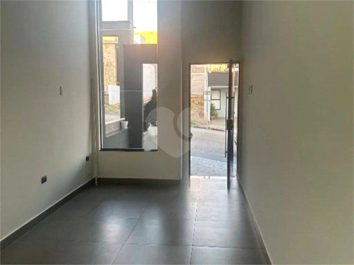 Casa à venda com 3 quartos, sendo 1 suíte, no condomínio Horto Florestal Villagio, Sorocaba - SP