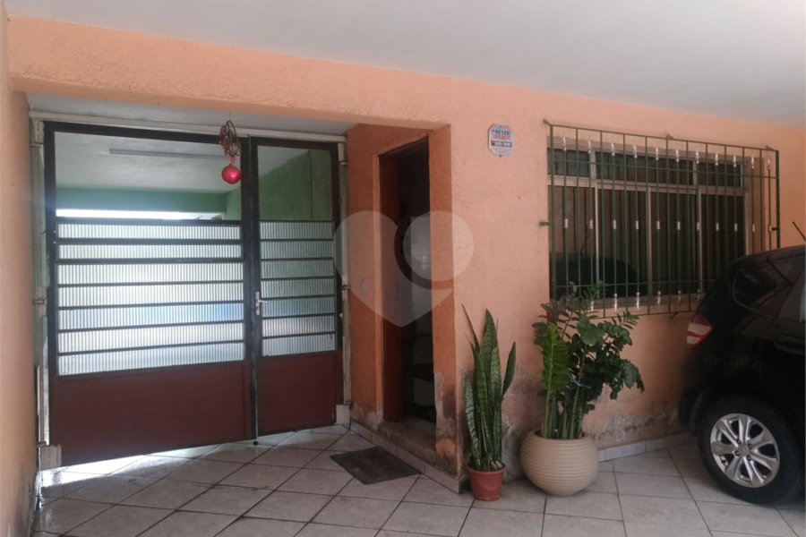 Sobrado à venda com 3 quartos, sendo 1 suíte, em Tremembé, São Paulo, SP