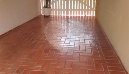 Casa à venda com 3 quartos, sendo 1 suíte,  no condomínio Residencial Grape Village, Vinhedo - SP