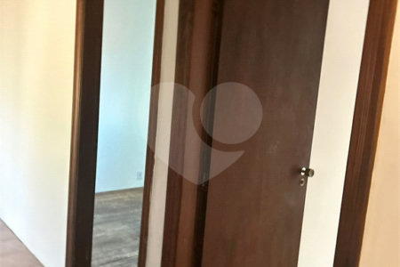Casa para alugar com 6 quartos, sendo 3 suítes, no Centro, São Manuel, SP