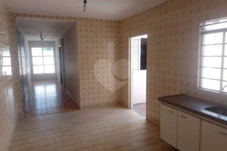 Casa Térrea à venda com 2 quartos em Jardim Sandra, Sorocaba, SP