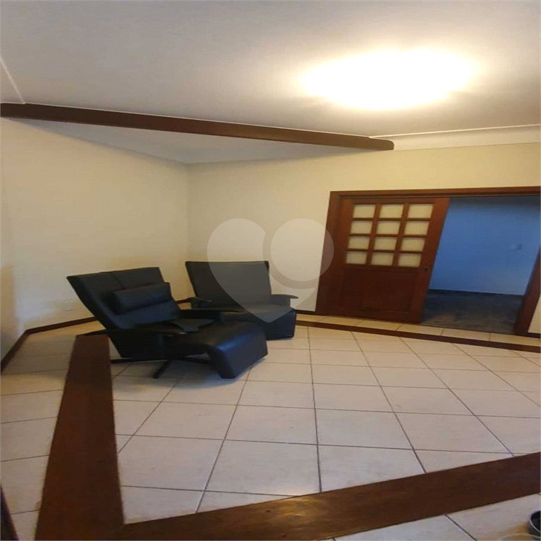 Casa à venda com 4 quartos, sendo 3 suítes, no condomínio Village Terras de Indaiá, Indaiatuba - SP