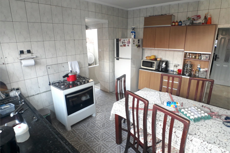 Sobrado à venda com 4 quartos em Parada Inglesa, São Paulo, SP