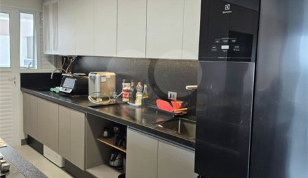 Apartamento à venda com 2 quartos, sendo 1 suíte,  em Loteamento Mogilar, Mogi das Cruzes, SP