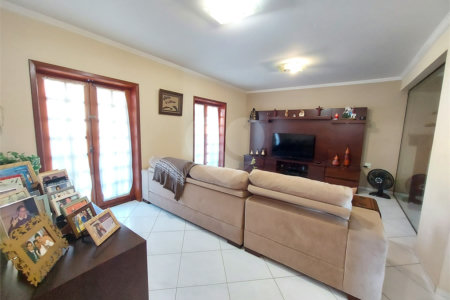 Casa à venda com 5 quartos, sendo 1 suíte, em Santa Claudina, Vinhedo, SP