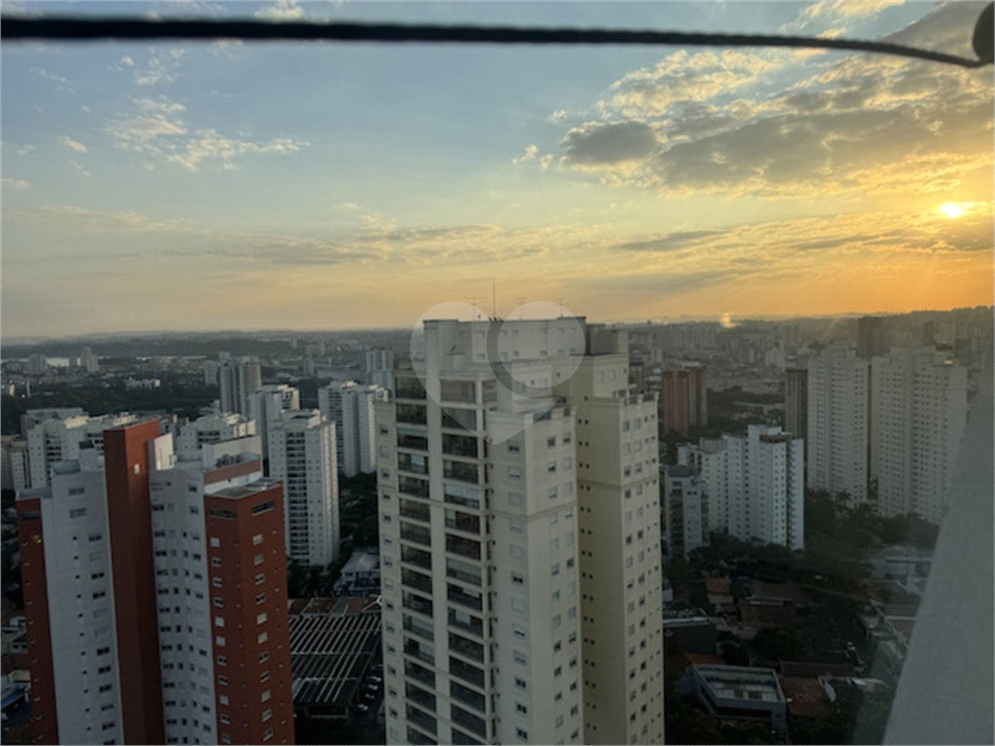 Cobertura à venda ou para alugar com 5 quartos, sendo 4 suítes, em Santo Amaro, São Paulo, SP
