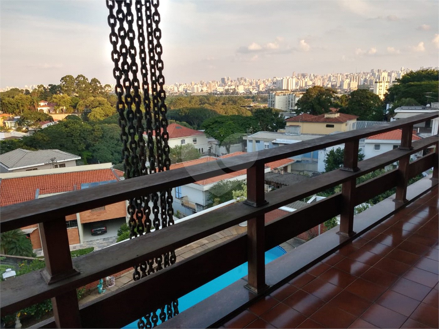Sobrado à venda com 4 suítes em Jardim São Bento, São Paulo, SP