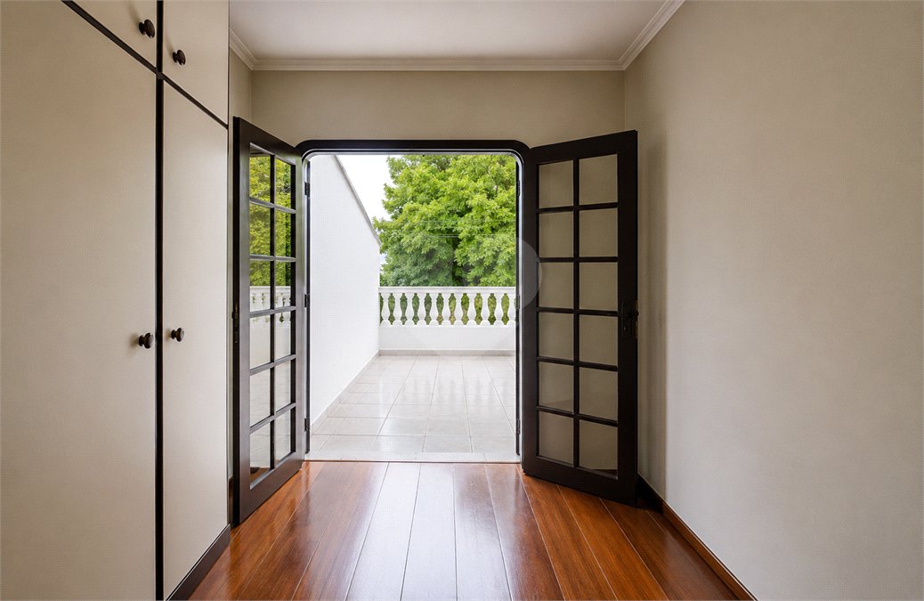 Sobrado à venda com 3 quartos, sendo 1 suíte, em Jardim Utinga, Santo André, SP