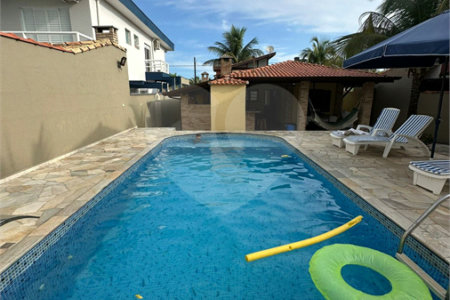 Casa à venda com 3 quartos, sendo 1 suíte,  no condomínio Morada da Praia, Bertioga - SP