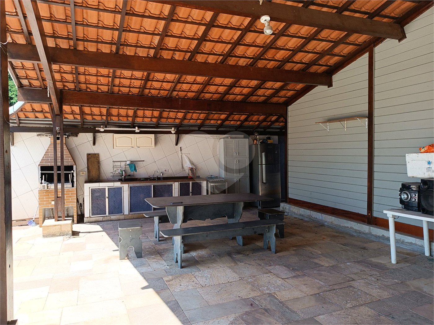 Casa à venda com 5 quartos, sendo 3 suítes, em Jardim Villaça, São Roque, SP