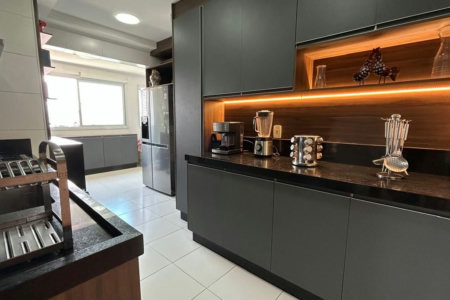 Apartamento com 3 dormitórios à venda, 126 m² por R$ 1.590.000,00 - Boqueirão - Santos/SP