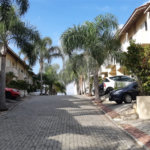 Casa à venda com 3 quartos, sendo 1 suíte, no condomínio Village St. Louis, São Paulo - SP