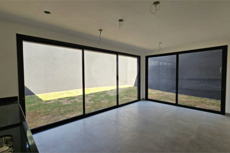 Casa à venda com 4 suítes no condomínio Cube Cidade Jardim, São Paulo - SP