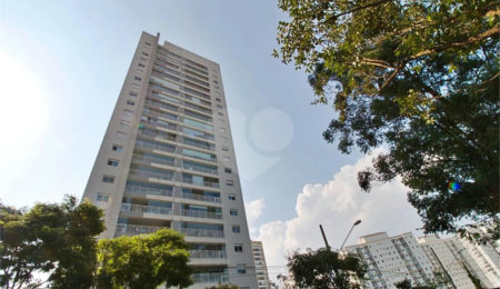 Apartamento à venda com 3 quartos, sendo 1 suíte,  em Vila Andrade, São Paulo, SP