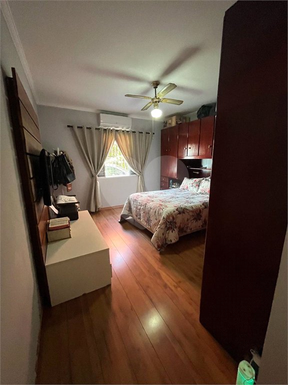 Casa à venda com 3 quartos, sendo 1 suíte,  em Jardim Casablanca, São Paulo, SP
