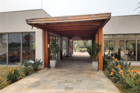 Casa à venda ou para alugar com 4 suítes no condomínio Residencial Arboretum, Vinhedo - SP