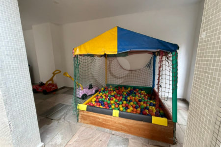 Apartamento à venda com 3 quartos, sendo 1 suíte, em Jardim Paulista, São Paulo, SP