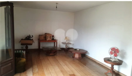 Casa à venda com 2 quartos, sendo 1 suíte, no Centro, Itu, SP