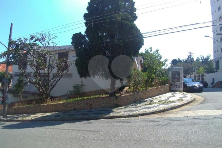 Casa à venda ou para alugar com 4 quartos, sendo 1 suíte, em Vila Paulicéia, São Paulo, SP