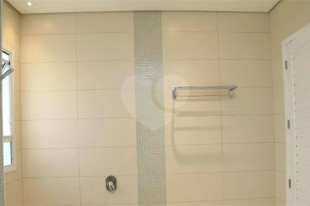 Casa à venda com 3 suítes no condomínio Residencial Morumbi, São Paulo - SP