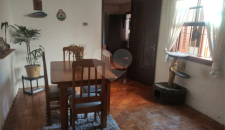 Sobrado à venda com 3 quartos no Brasilândia, São Paulo, SP