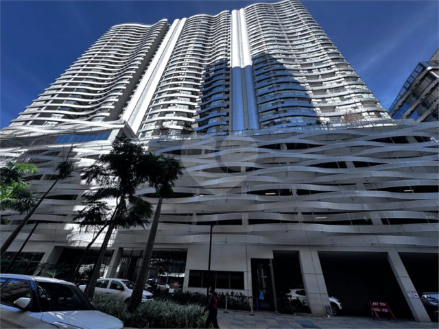 Apartamento à venda com 2 suítes em Brooklin, São Paulo, SP