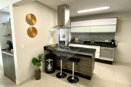 Apartamento à venda com 2 quartos, sendo 1 suíte, no Centro, São Bernardo do Campo, SP