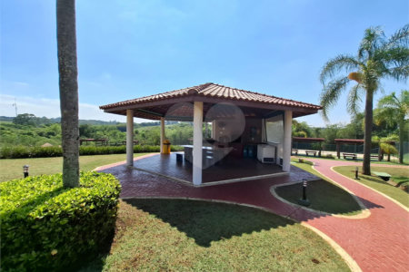 Casa à venda com 1 quarto no condomínio Village Saint Charbel, Araçoiaba da Serra - SP