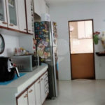 Sobrado à venda com 4 quartos, sendo 2 suítes, em Vila Nivi, São Paulo, SP