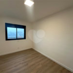 Apartamento à venda com 3 quartos, sendo 1 suíte,  em Chora Menino, São Paulo, SP