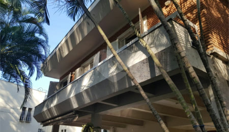 Sobrado à venda com 4 quartos, sendo 2 suítes,  em Jardim Marajoara, São Paulo, SP