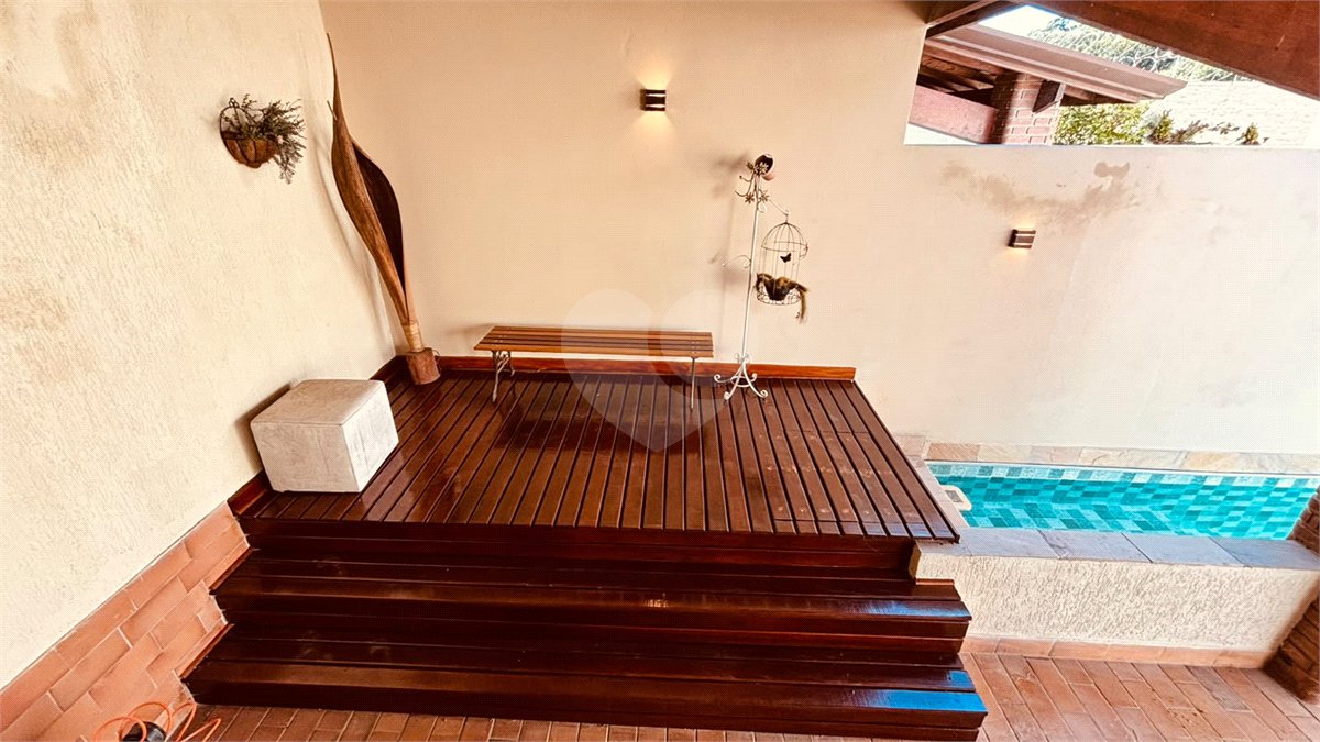 Sobrado à venda com 3 quartos, sendo 1 suíte, em Chácara Recanto Verde, Cotia, SP