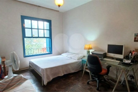 Sobrado à venda com 3 quartos, sendo 1 suíte, em Jardim Novo Mundo, São Paulo, SP