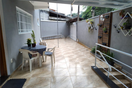 Casa à venda com 3 quartos, sendo 2 suítes, em Capela, Vinhedo, SP