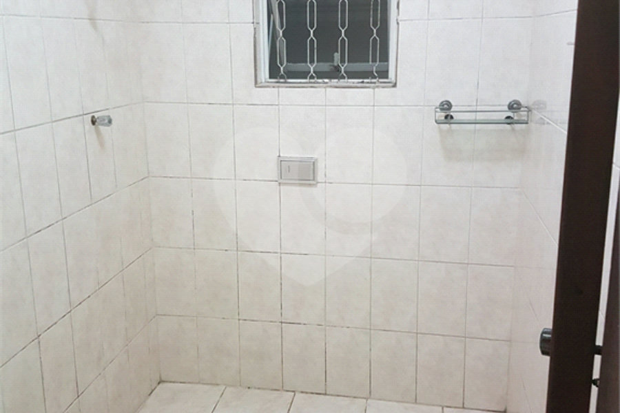 Sobrado à venda com 3 quartos, sendo 1 suíte, em Jardim Valéria, Guarulhos, SP