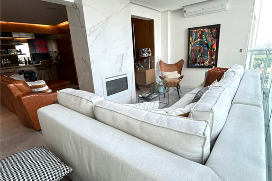 Apartamento à venda com 3 suítes em Barra Funda, São Paulo, SP