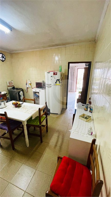 Casa à venda com 3 quartos em São Salvador, São Paulo, SP