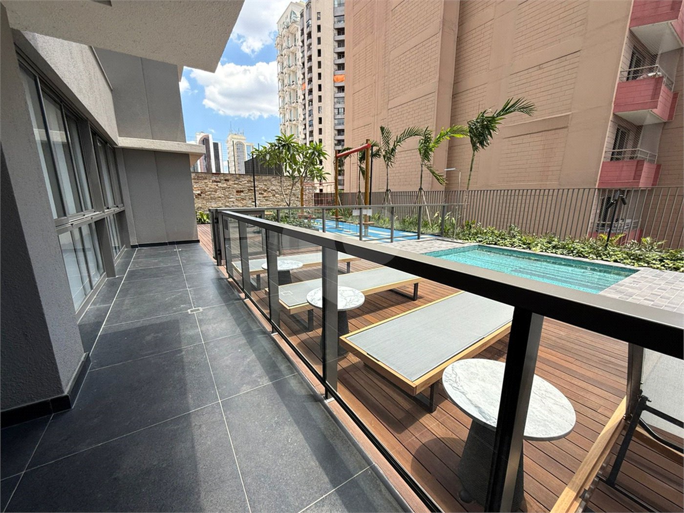 Apartamento à venda com 3 suítes em Campo Belo, São Paulo, SP