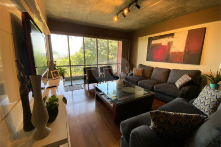 Apartamento à venda com 3 quartos, sendo 1 suíte,  em Vila Romana, São Paulo, SP