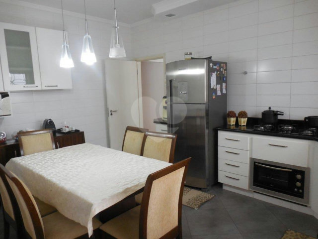 Casa à venda com 4 quartos, sendo 3 suítes,  em Jardim Franca, São Paulo, SP