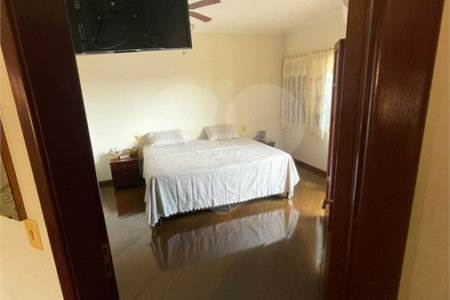 Sobrado à venda com 3 quartos, sendo 1 suíte, em Jardim Regina, Indaiatuba, SP