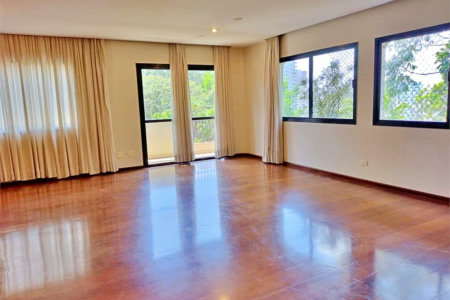 Apartamento à venda com 4 quartos, sendo 3 suítes, em Vila Andrade, São Paulo, SP