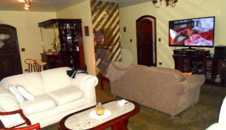 Sobrado à venda com 4 quartos, sendo 2 suítes,  em Jardim Leonor Mendes de Barros, São Paulo, SP