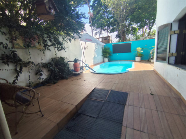 Sobrado à venda com 3 quartos, sendo 1 suíte,  em Tremembé, São Paulo, SP