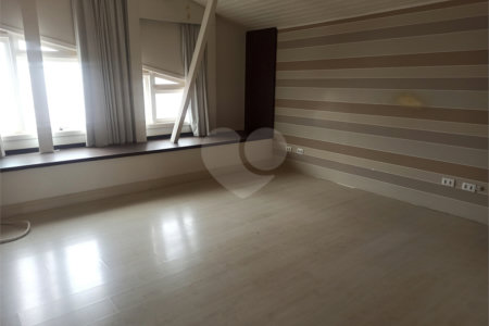 Casa à venda ou para alugar com 6 quartos, sendo 4 suítes, em Jardim Itaperi, Atibaia, SP