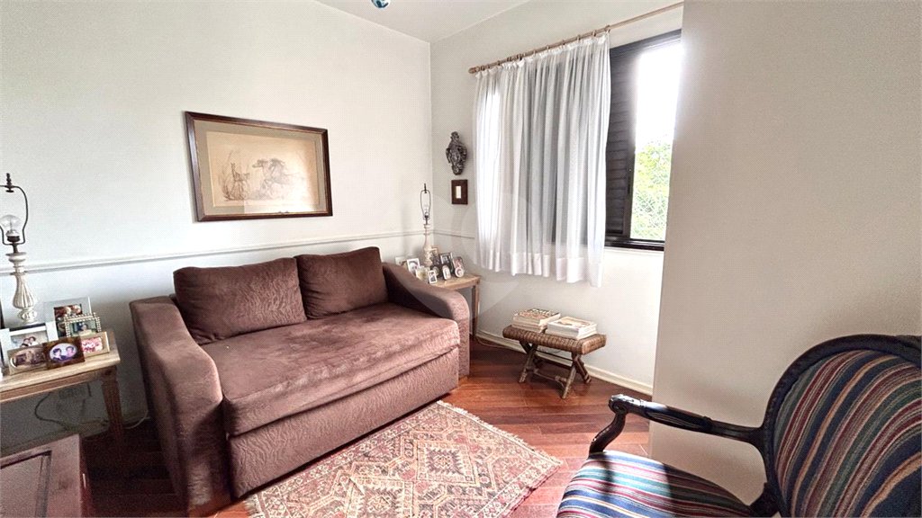 Apartamento à venda com 3 suítes em Vila Suzana, São Paulo, SP