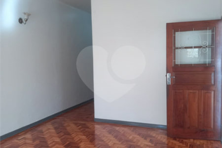 Casa à venda com 3 quartos no Centro, Itapetininga, SP