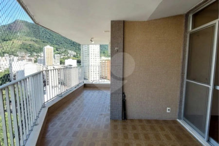 Cobertura à venda com 4 quartos, sendo 1 suíte, em Tijuca, Rio de Janeiro, RJ