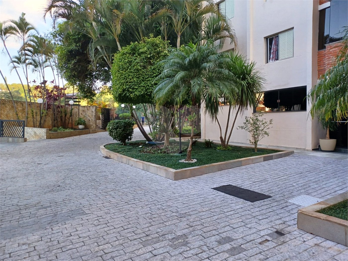 Apartamento à venda ou para alugar com 2 quartos, sendo 1 suíte, em Tremembé, São Paulo, SP