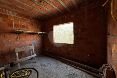Casa à venda com 3 quartos, sendo 1 suíte, em Jardim Santa Cruz, Salto, SP